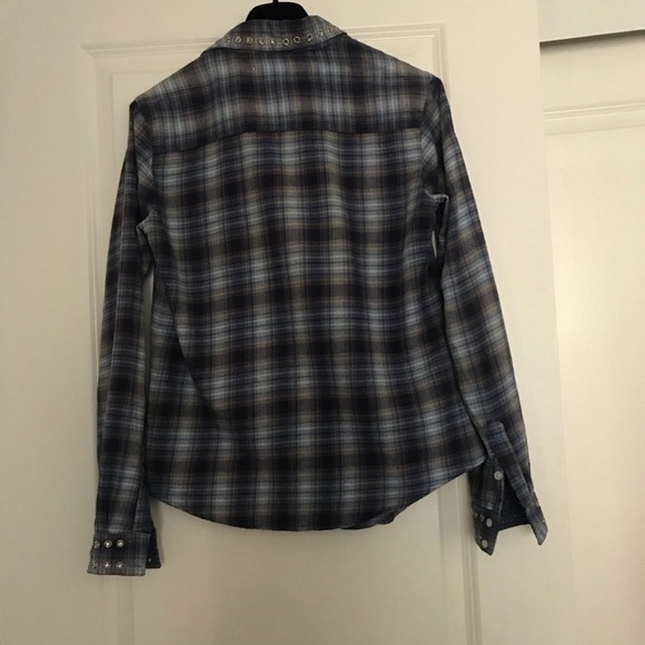 What goes around comes around blue plaid shirt - Picture 4 of 6